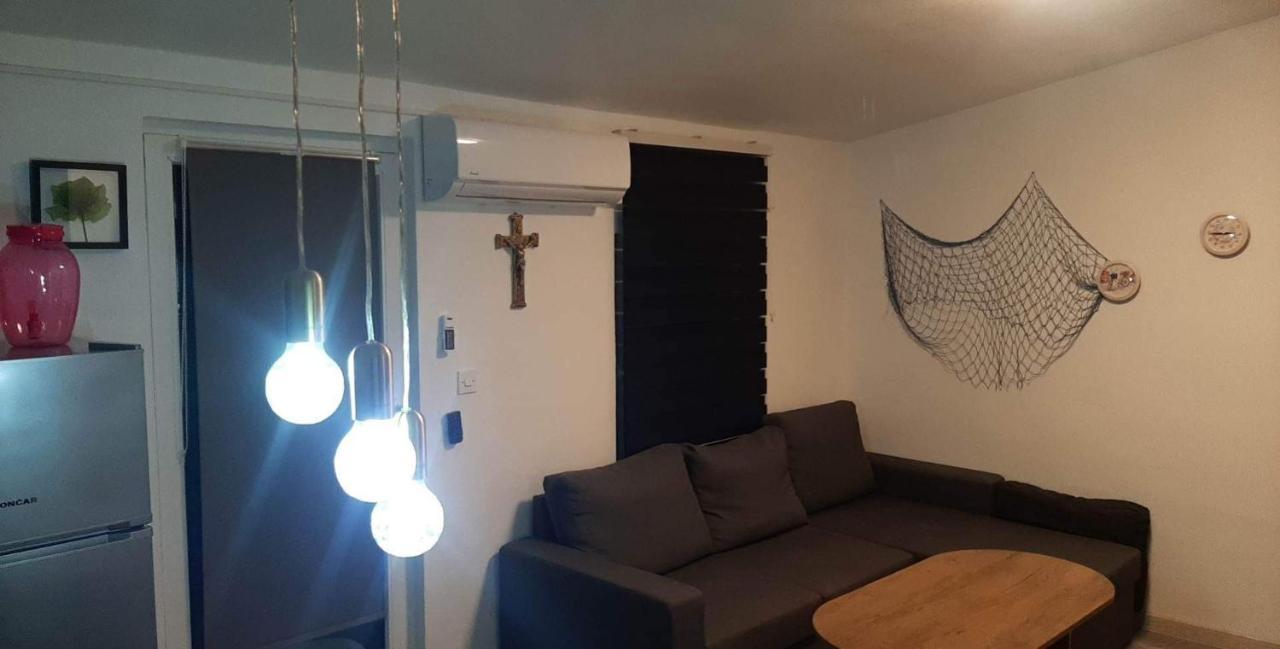 Apartman Kety Vir Exterior photo